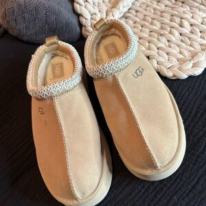 New Ugg Tazz